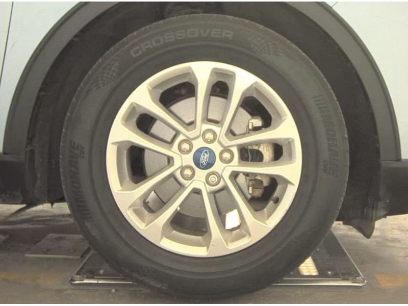 Used 2022 Iced Blue Silver Metallic Ford SE image 20