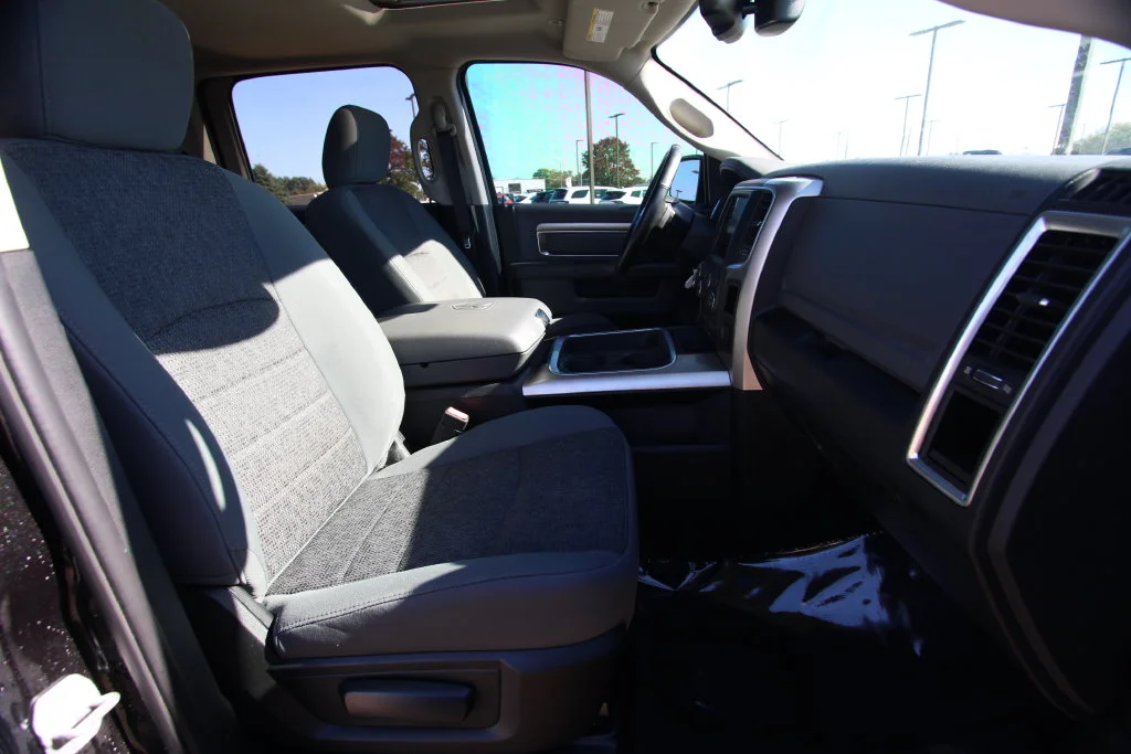 Used 2018 Brilliant Black Crystal Pearlcoat Ram Big Horn image 8
