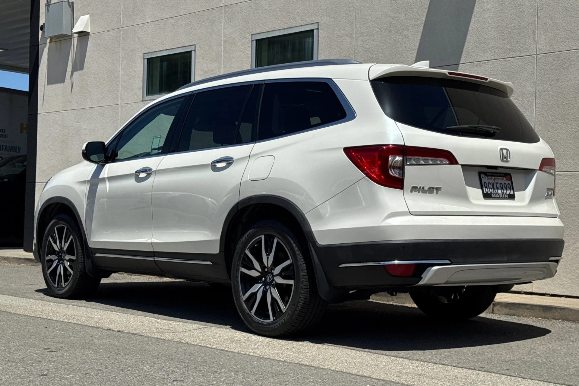 Used 2019  Honda Touring image 6