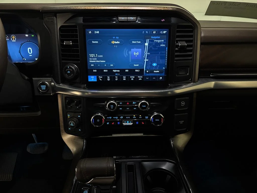 Certified Used 2025  Ford King Ranch image 28