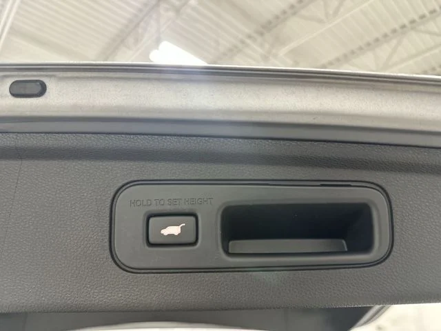 2023 Honda Odyssey Touring - Photo 17