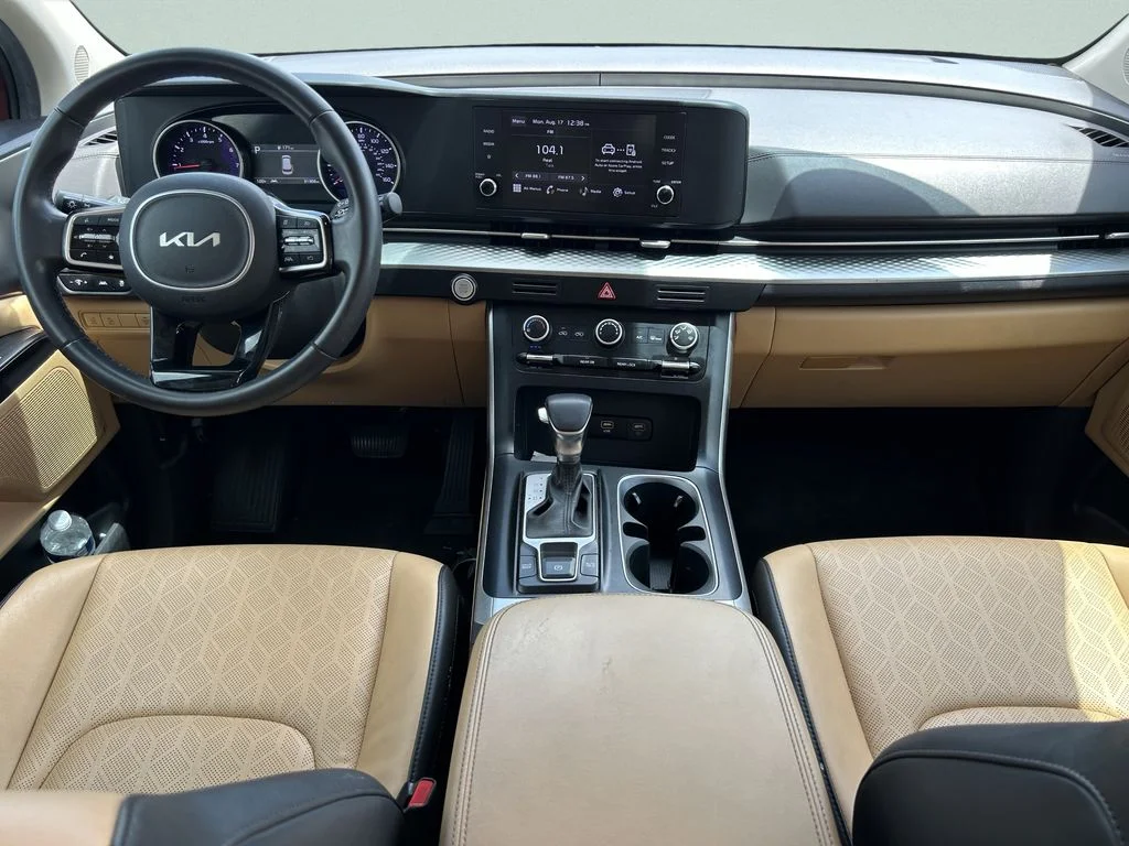 Used 2024 Red Kia LX image 17