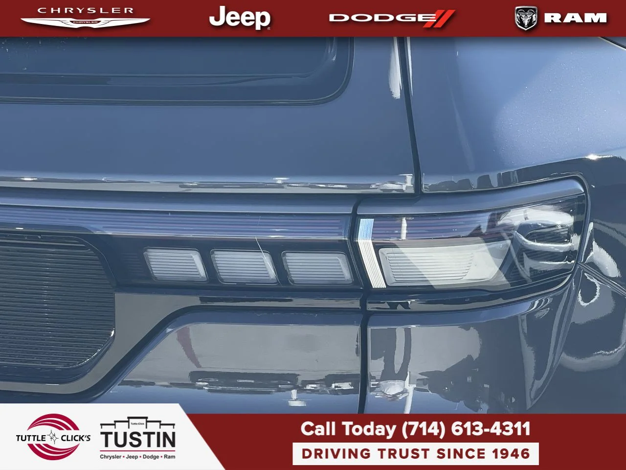 New 2026 Baltic-Gray Metallic Clear-Coat Exterior Paint Jeep Limited Reserve image 15
