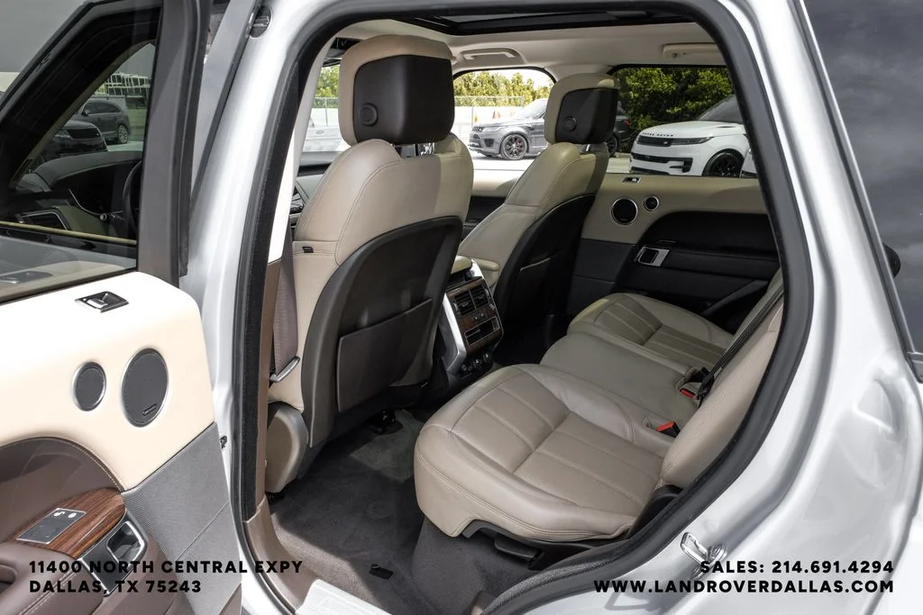 Used 2019 Silver Land Rover HSE image 43