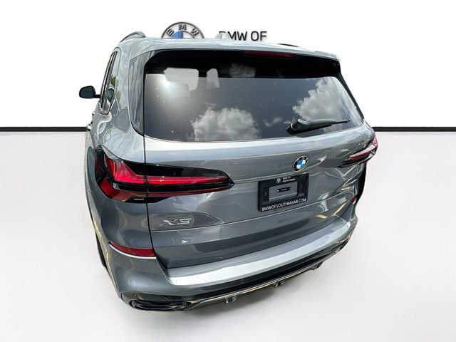 New 2026 Gray BMW sDrive40i image 5