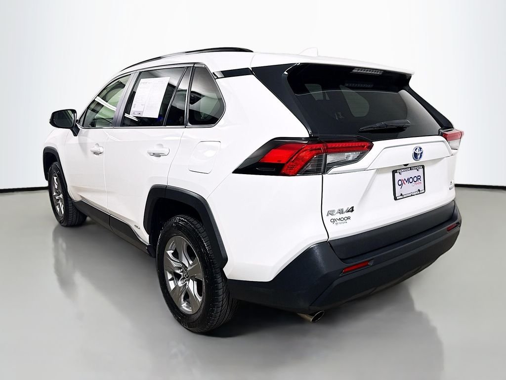 Used 2023 Ice Cap Toyota Hybrid XLE image 5