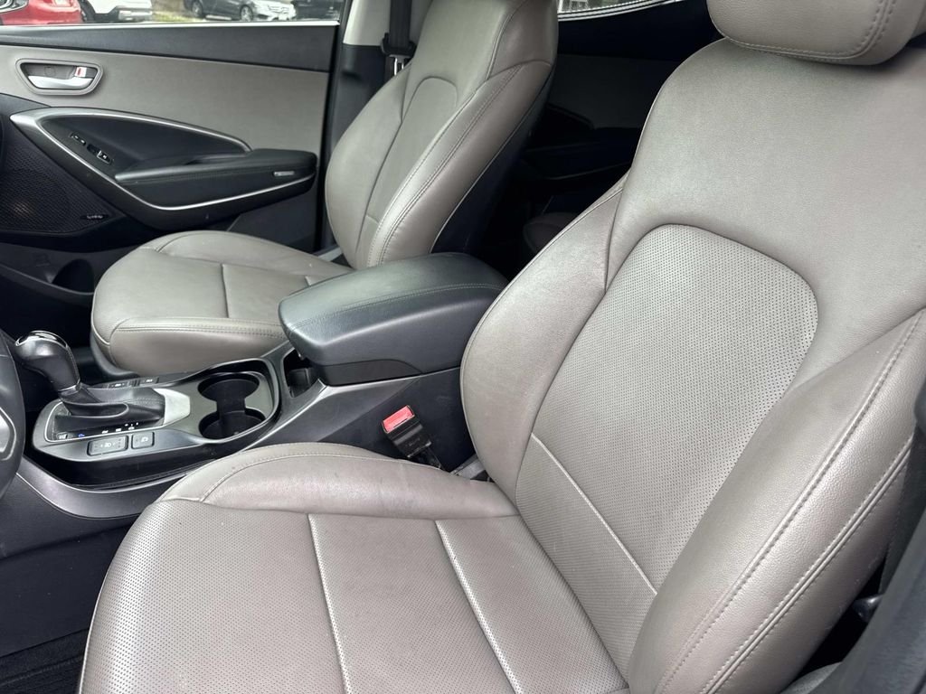 Used 2018 Black Hyundai 2.4 Base image 18