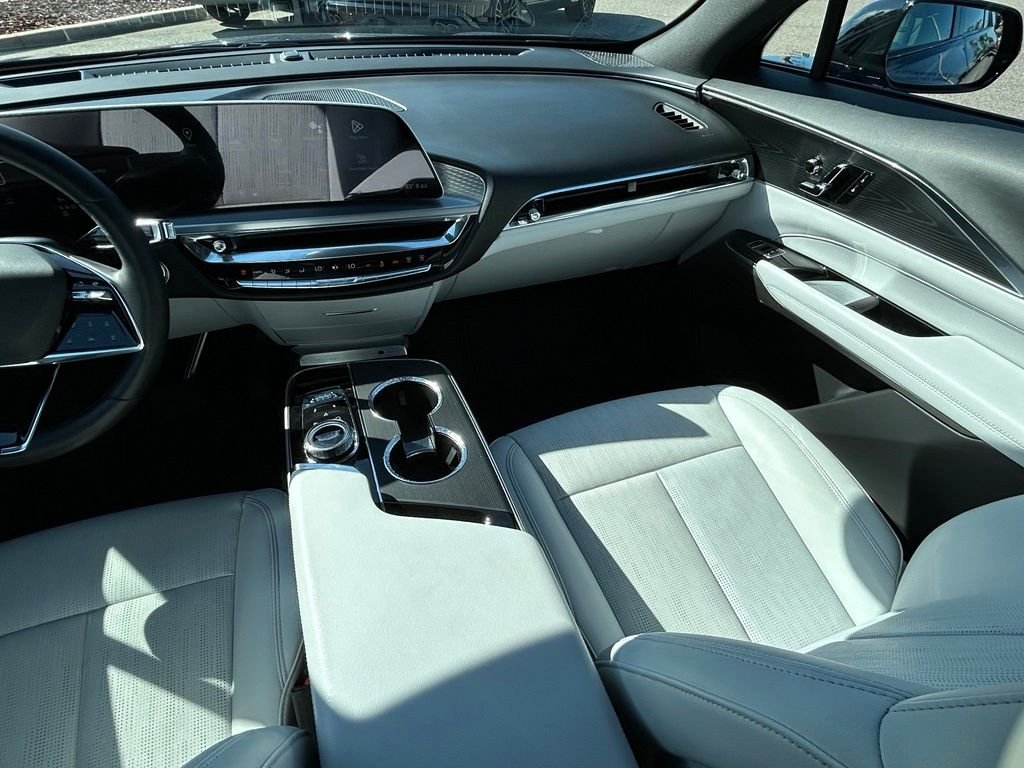 Used 2024 Blue Cadillac Luxury image 12