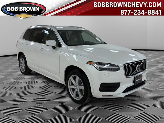 2022 Volvo XC90 T5 Momentum AWD's photo