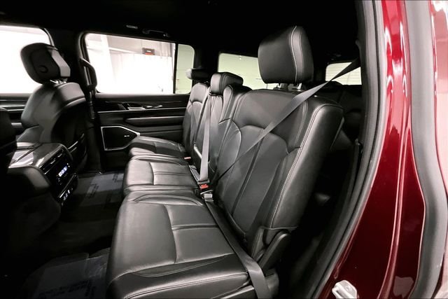 Used 2022 Velvet Red Pearlcoat Jeep Series II image 24