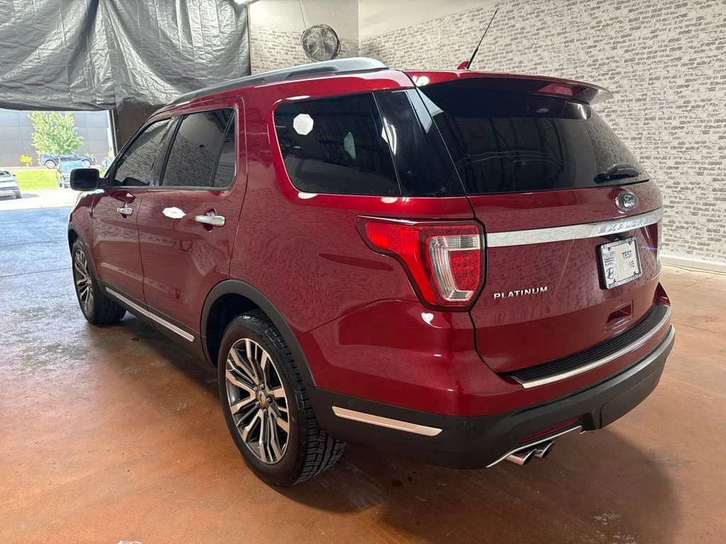 Used 2018 Red Ford Platinum image 5