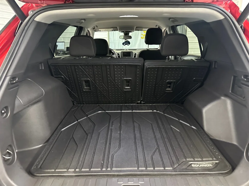 2024 Chevrolet Equinox LT - Photo 25