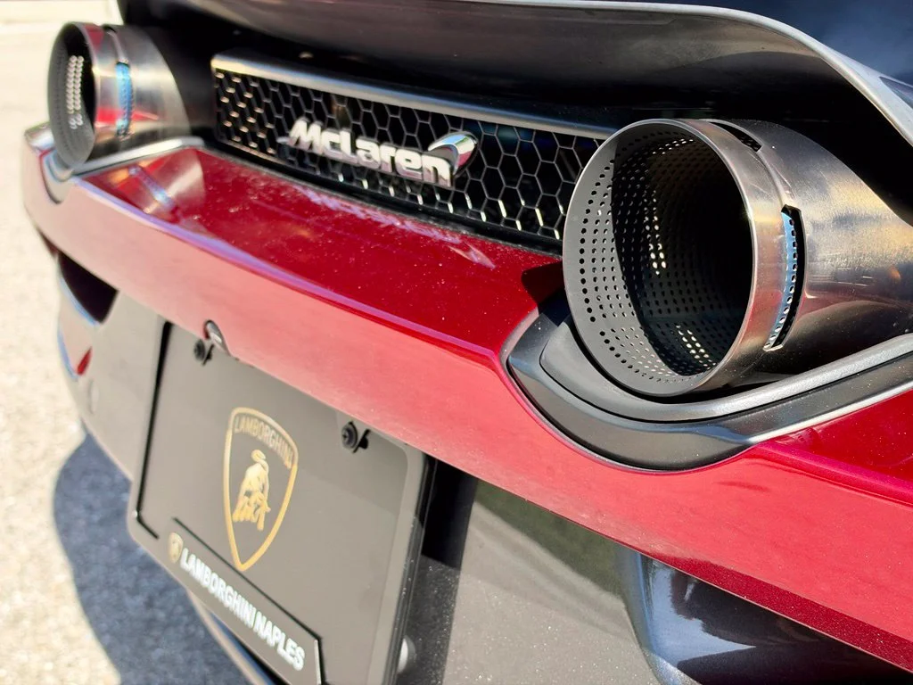 Used 2020 MSO Volcano Red McLaren  image 27