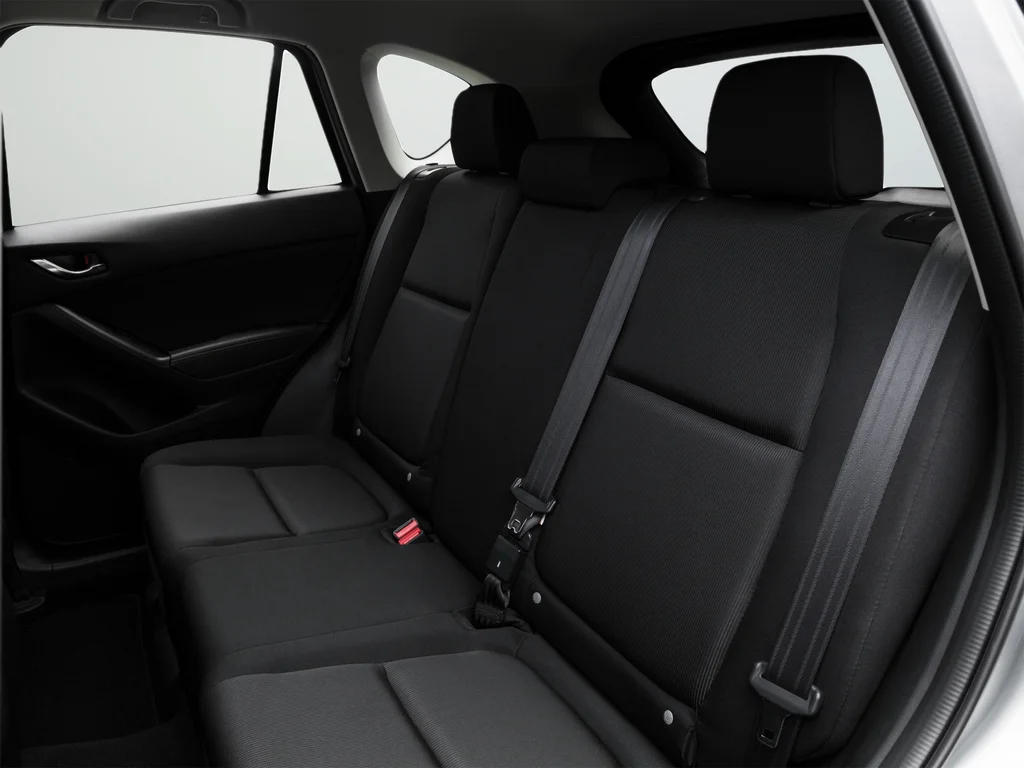 Used 2016 Silver Mazda Sport image 16