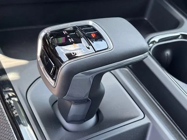 2026 Chevrolet Silverado 1500 ZR2 - Photo 20
