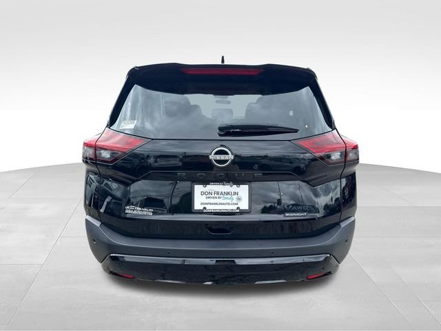 Used 2023 Black Nissan SV image 4