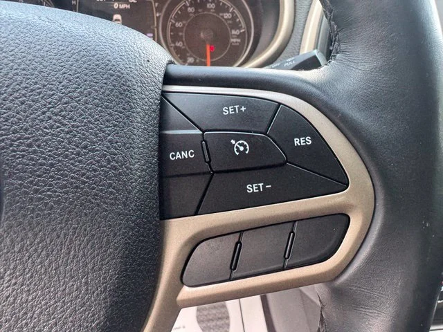 Used 2017 Silver Jeep Sport image 20