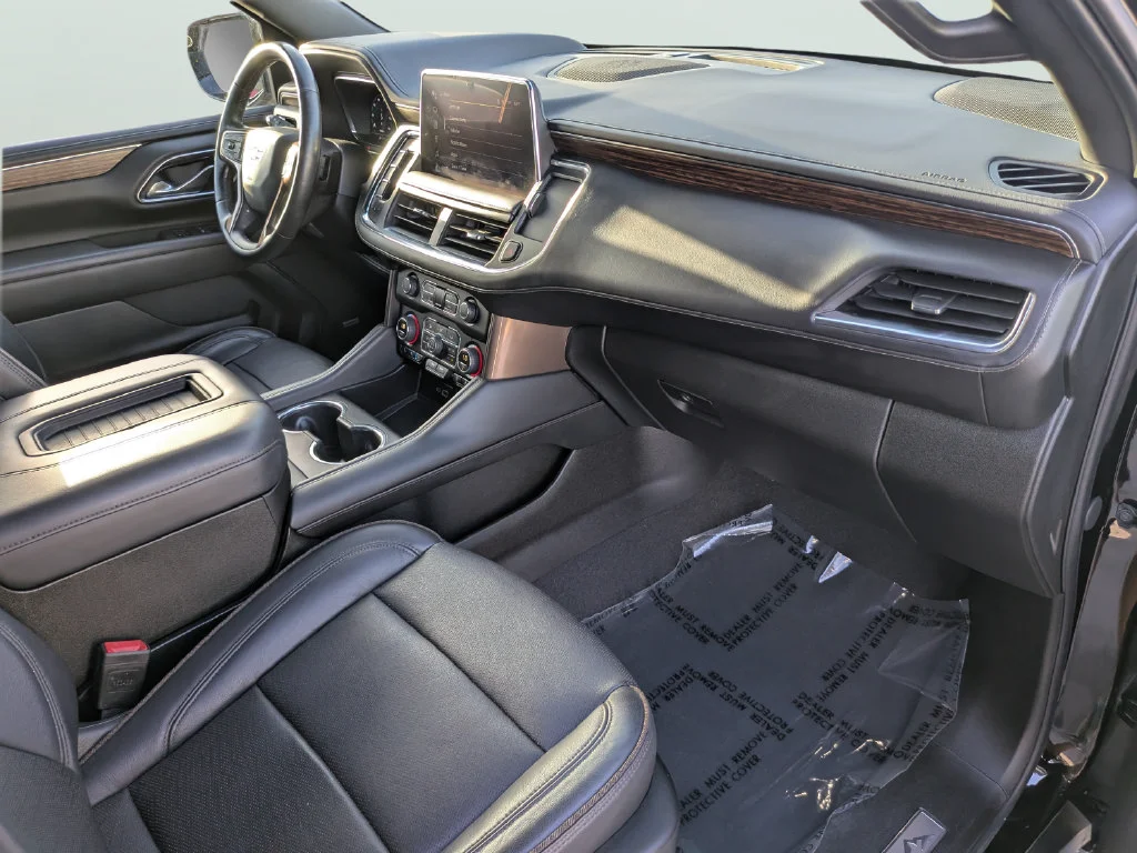 Used 2024 Black Chevrolet High Country image 13