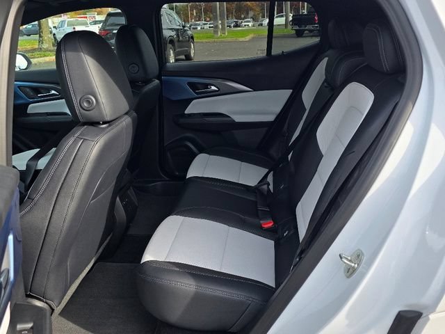 2026 Chevrolet Equinox EV 2LT - Photo 12