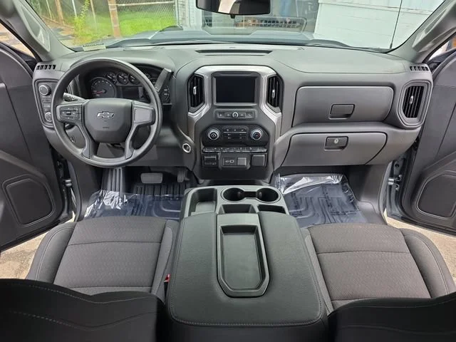 Photo 10