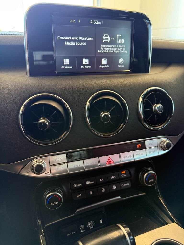 Used 2020 White Kia GT image 10
