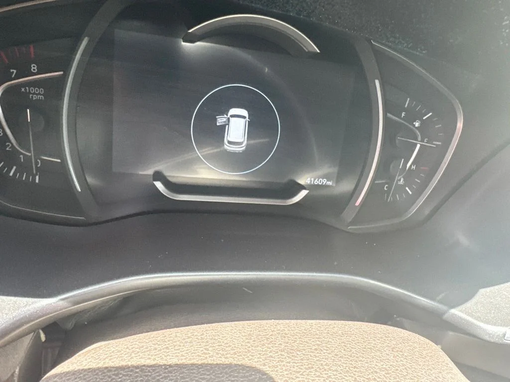 Used 2020 Gray Hyundai SEL image 8