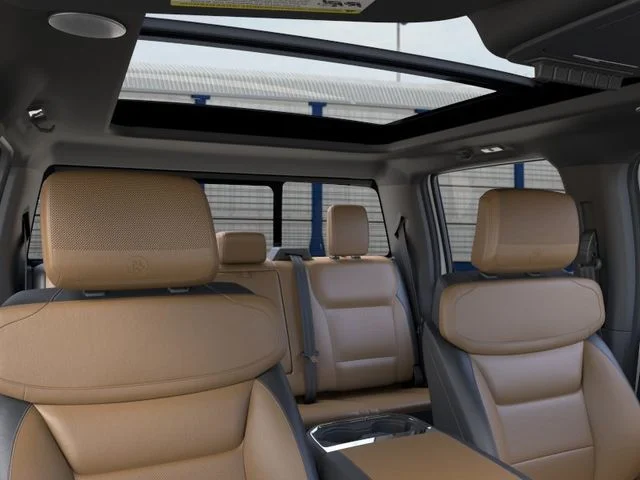 New 2026 Oxford White Ford Lariat image 13