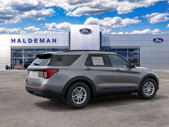 New 2027 Carbonized Gray Metallic Ford Active image 6