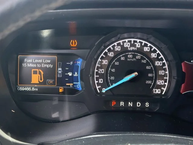 Used 2022 Gray Ford Lariat image 12