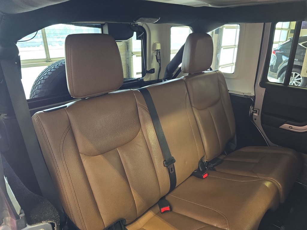 Used 2016 Silver Jeep Unlimited Sahara image 14