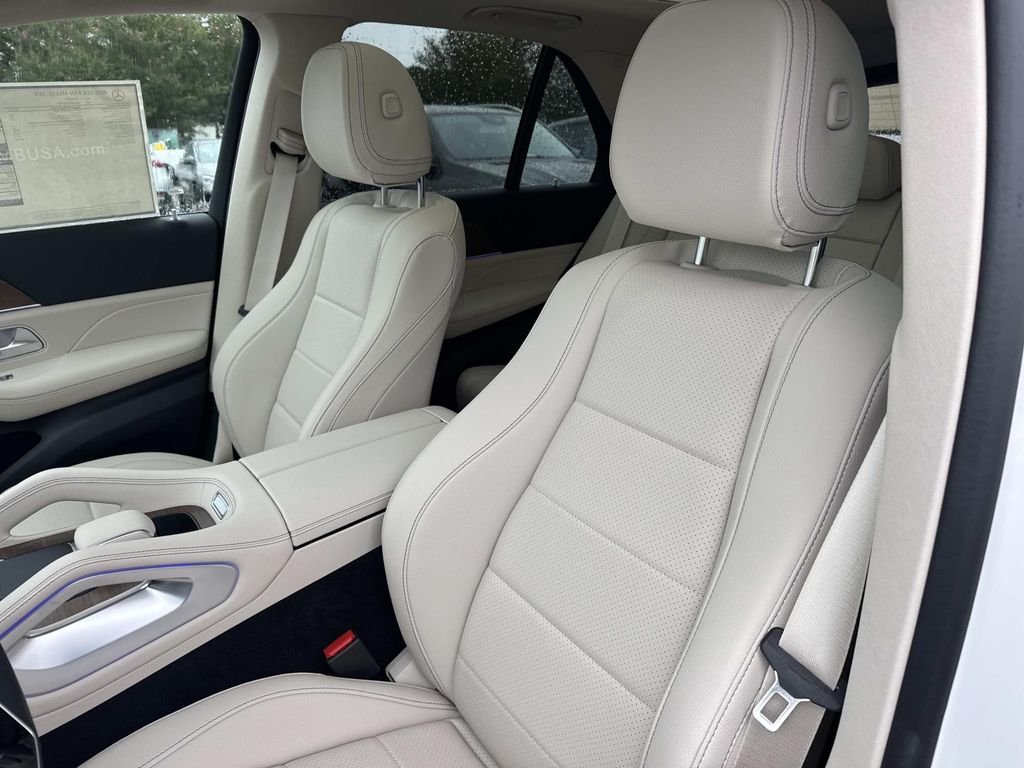 New 2026 Polar White Mercedes-Benz GLE 450 image 9