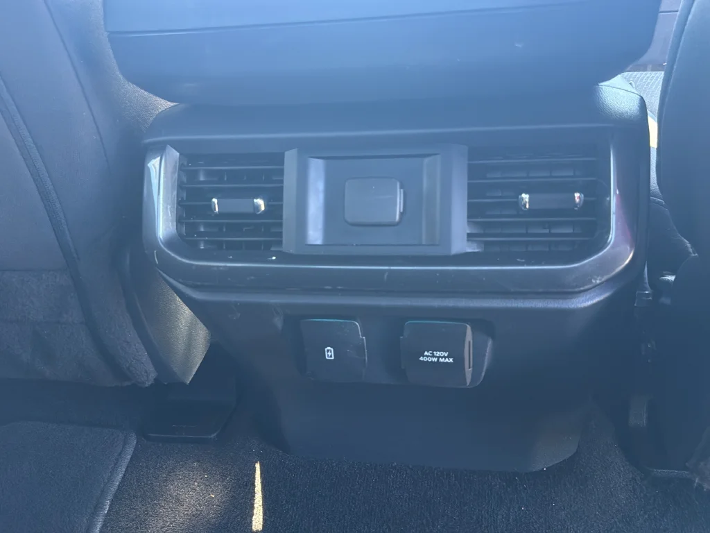 Used 2023 Gray Ford XLT image 30