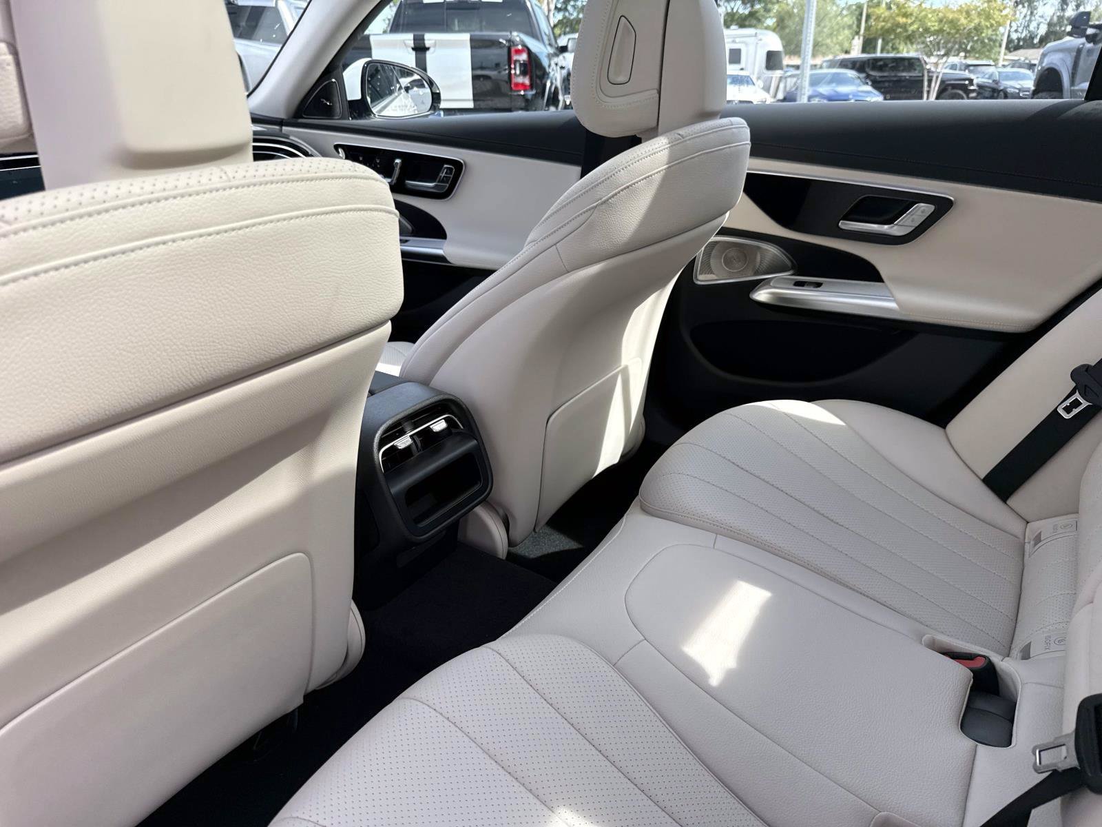 New 2026 Polar White Mercedes-Benz E 350 RWD Sedan image 14