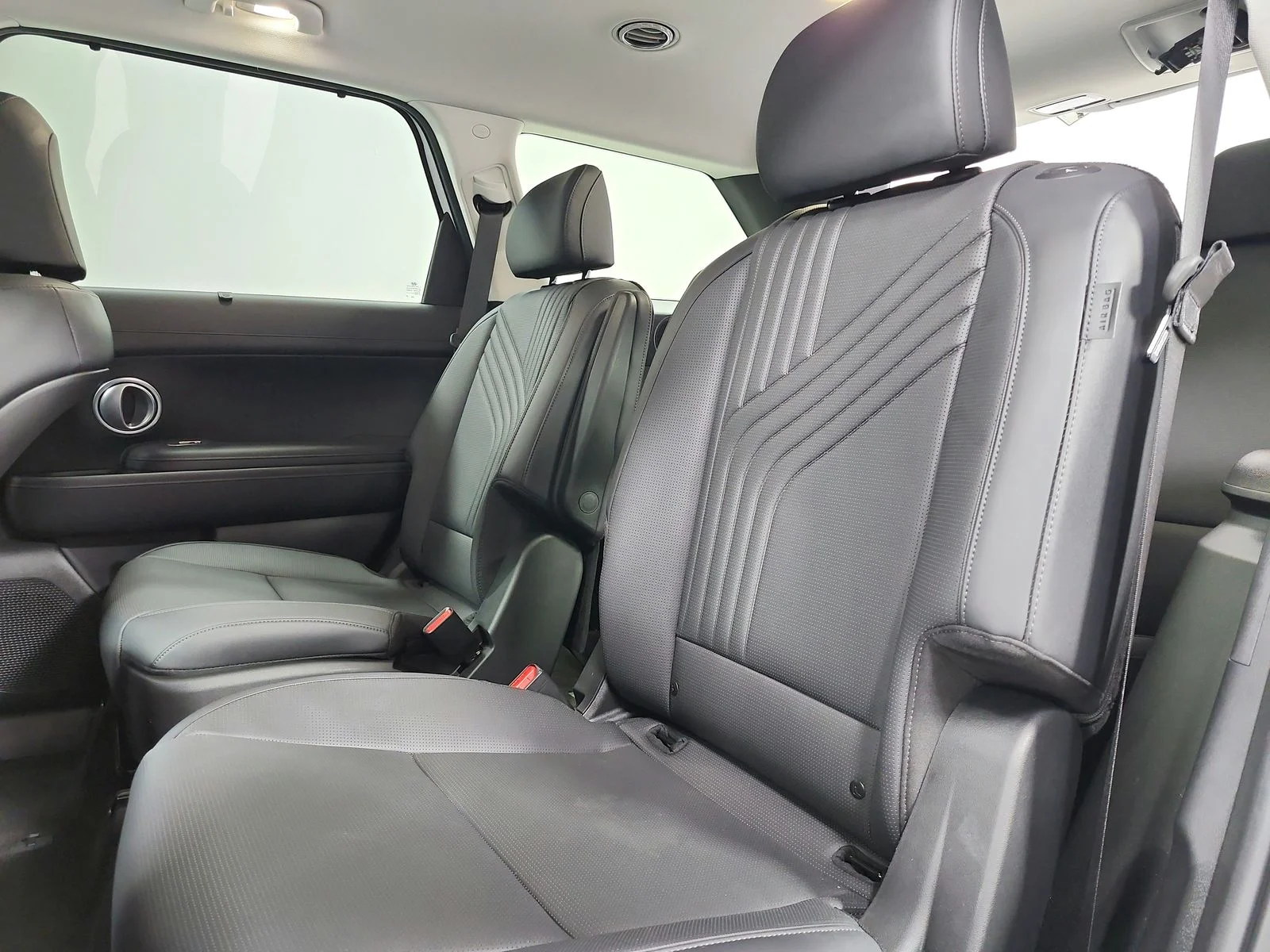 Used 2026 White Hyundai SEL image 38
