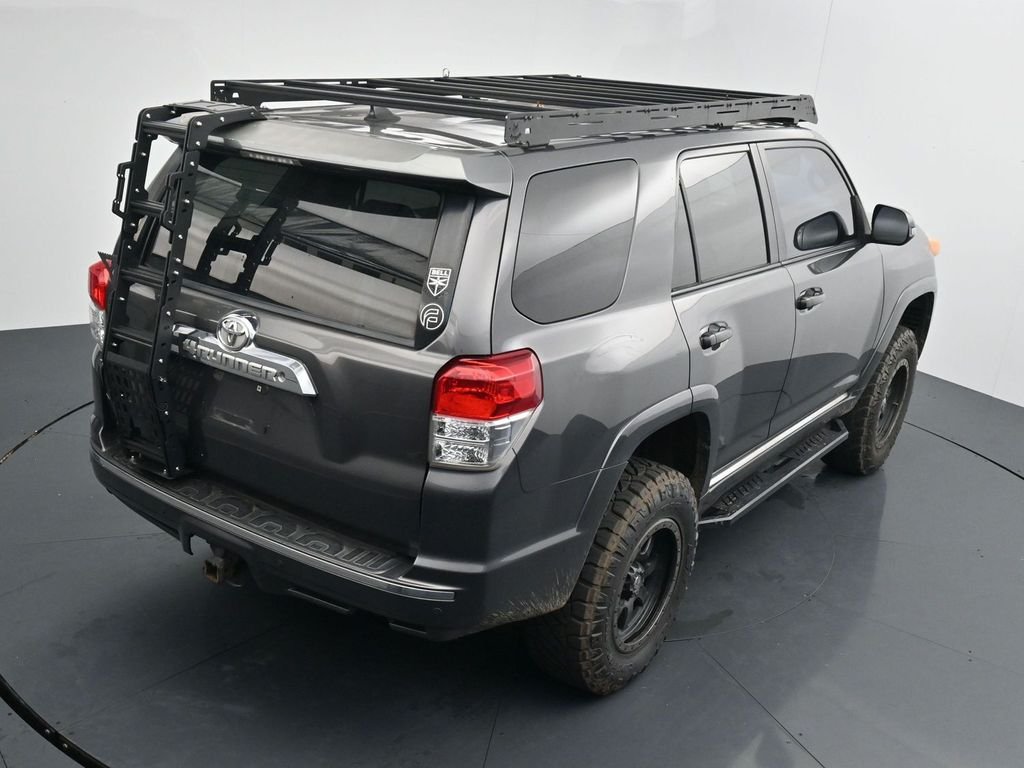 Used 2010 Gray Toyota SR5 image 15