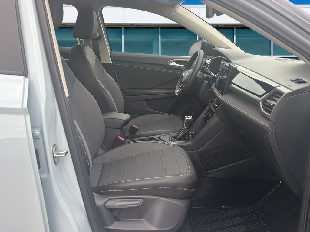 New 2026 Gray Volkswagen 1.5T SE Black image 11
