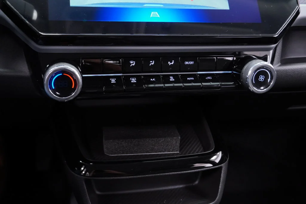 New 2027 Marina Blue Metallic Chevrolet LT image 18