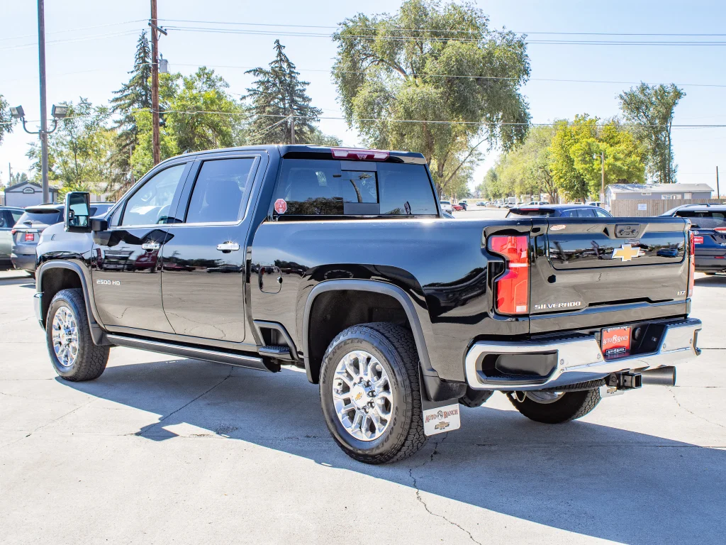 Used 2024 BLACK Chevrolet LTZ image 6