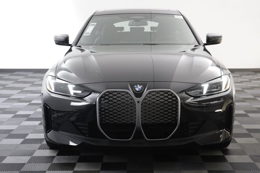 New 2026 Black Sapphire Metallic BMW xDrive40 image 23