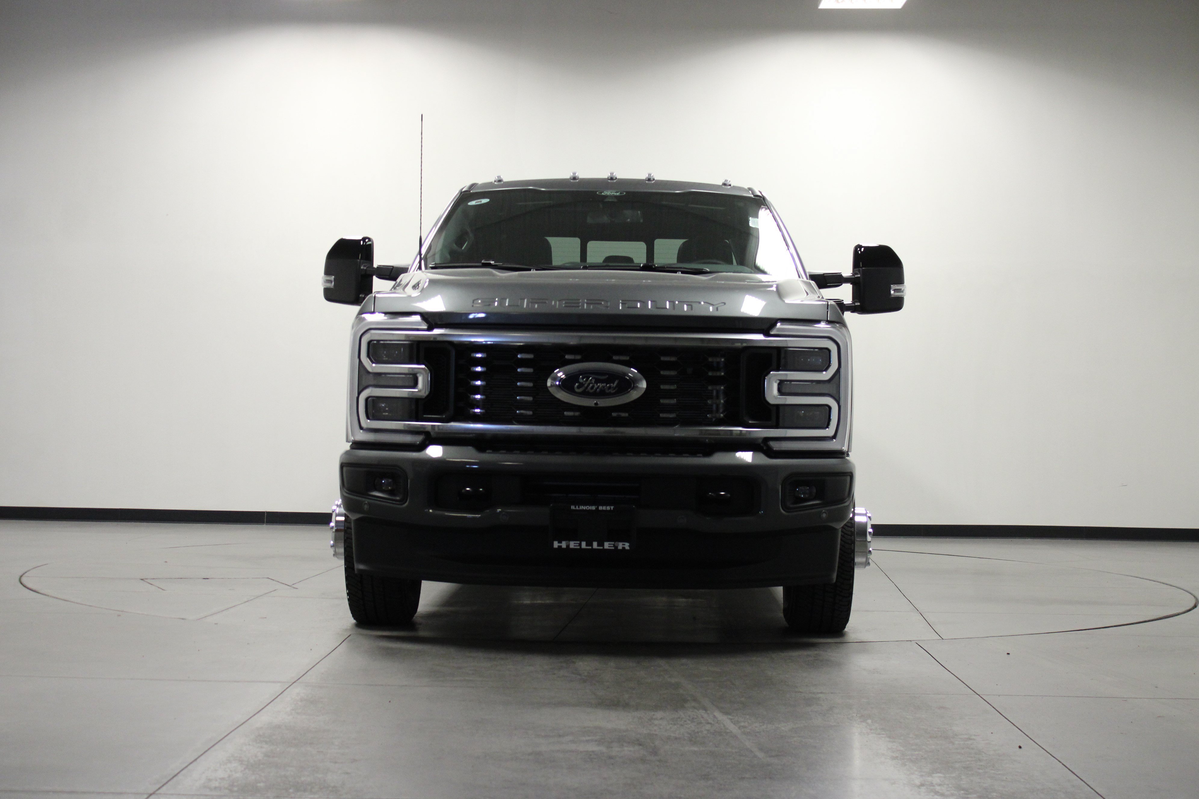 New 2026 Carbonized Gray Metallic Ford Platinum image 9