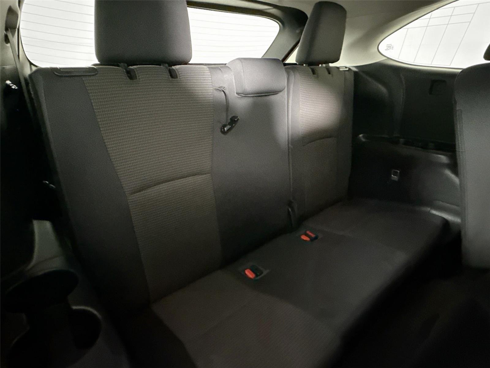 2023 Toyota Highlander L - Photo 35