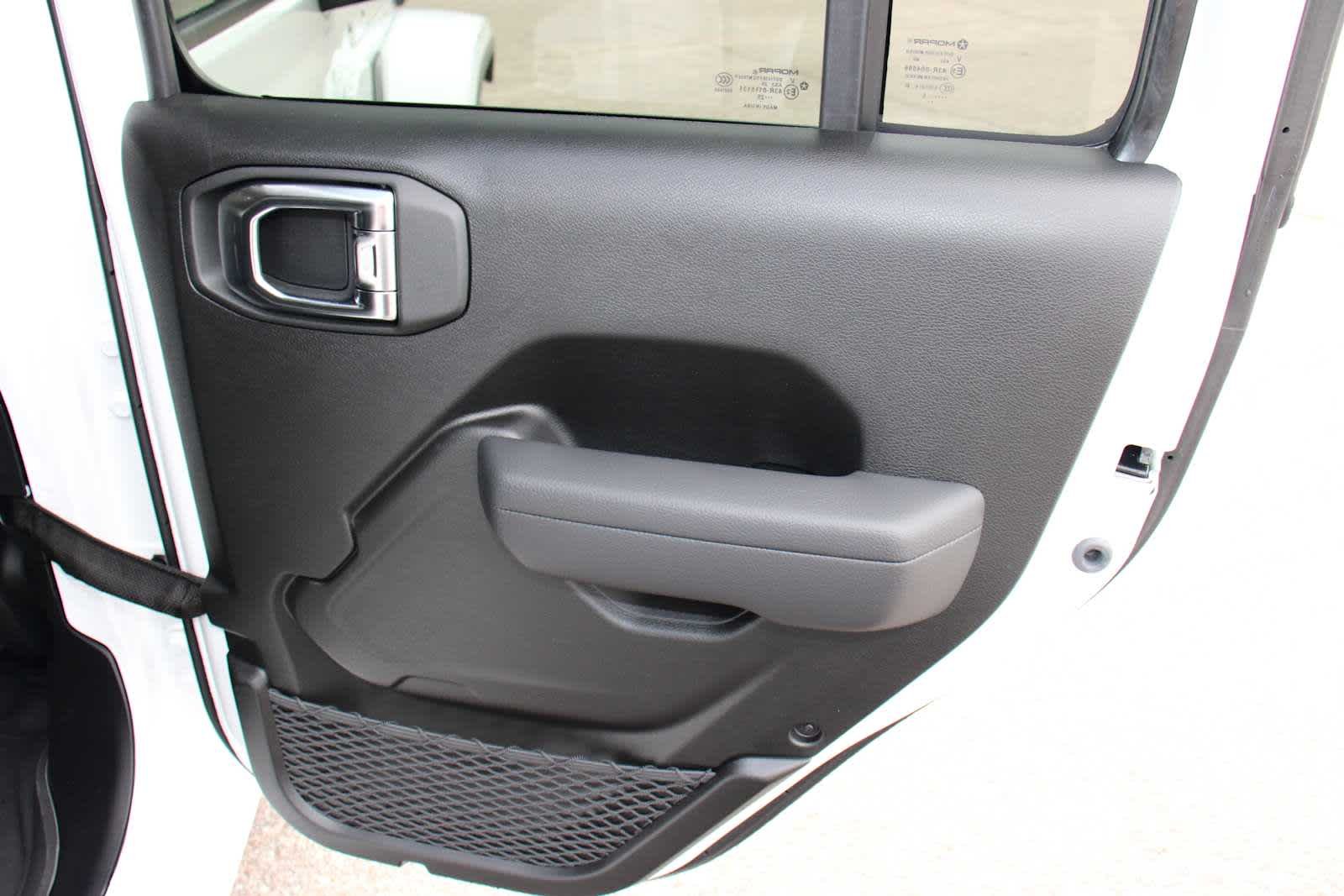 2025 Jeep Gladiator Sport S - Photo 41