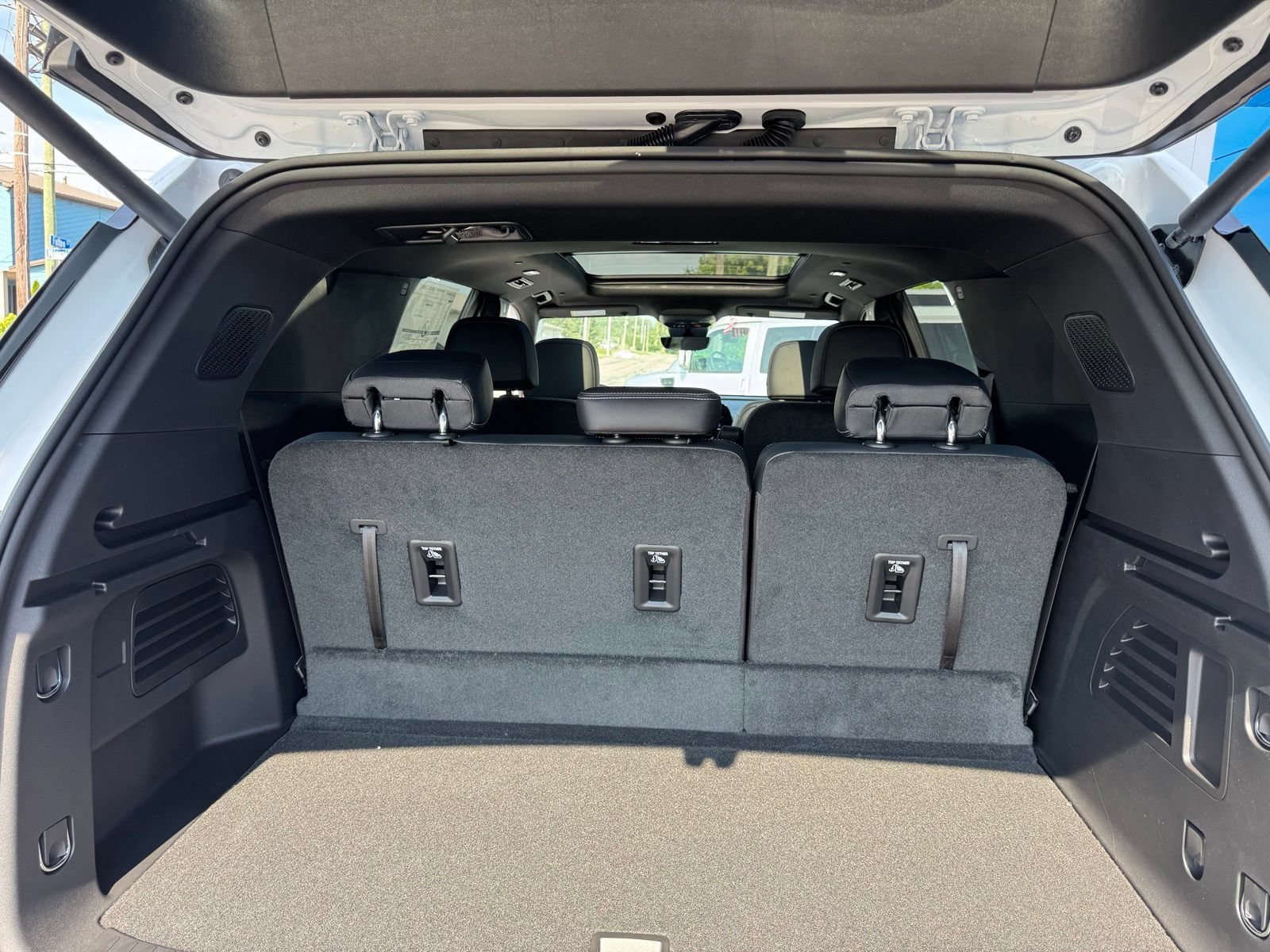 2026 Chevrolet Traverse LT - Photo 25