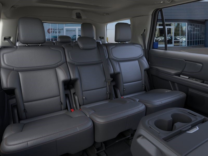 New 2025 Oxford White Ford Active image 12