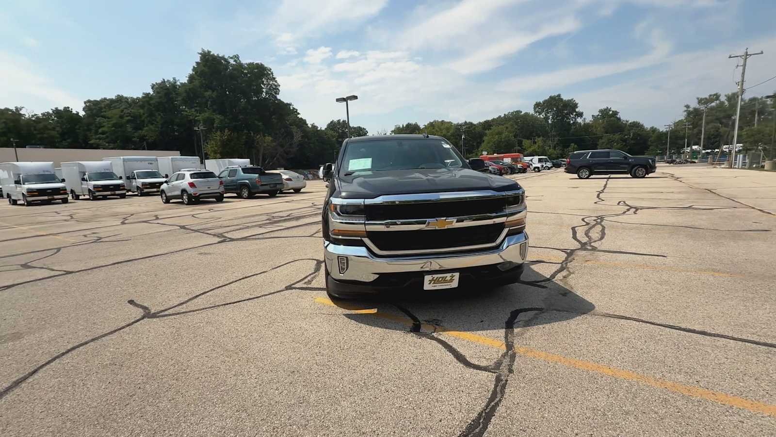 Used 2018 BLACK Chevrolet LT image 3