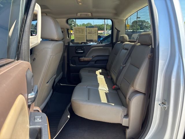 Used 2017 Quicksilver Metallic GMC SLT image 25