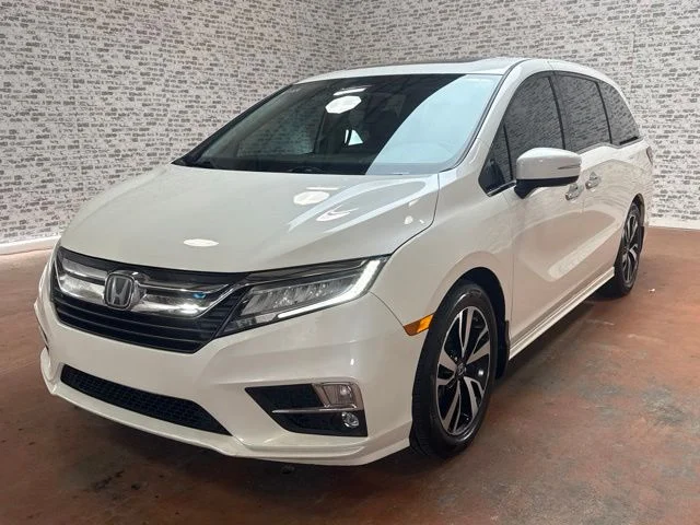 Used 2018 White Honda Elite image 3