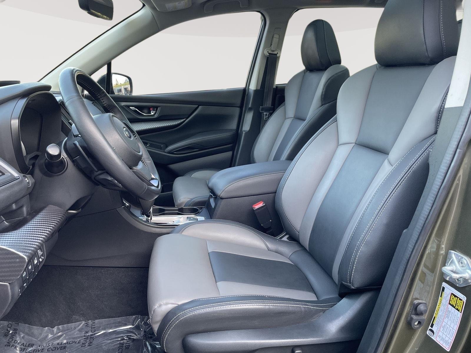 Used 2022 Autumn Green Metallic Subaru Onyx Edition image 3