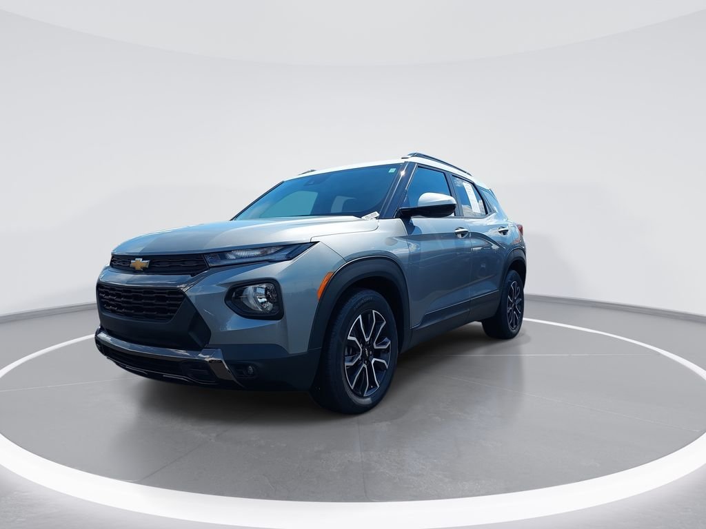 Used 2023 Gray Chevrolet ACTIV image 4