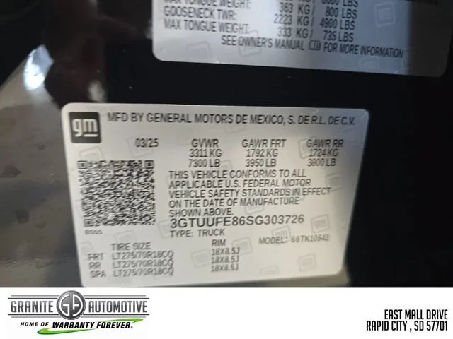 Used 2025 Onyx Black GMC AT4X image 31